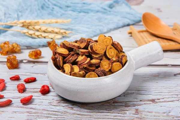 腿水肿了吃什么中成药呢,孕期水肿吃什么食物消肿最快 第2张 腿水肿了吃什么中成药呢,孕期水肿吃什么食物消肿最快 第2张