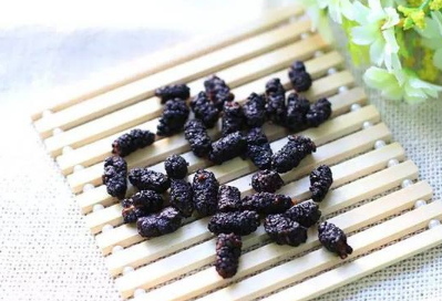 孕期能吃桑葚(孕妇能吃桑葚干吗?吃这个不知道有什么危害) 第2张 孕期能吃桑葚(孕妇能吃桑葚干吗?吃这个不知道有什么危害) 第2张