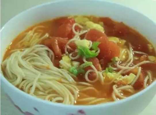 吃面条可以下奶吗,孕妇吃面条对胎儿好吗有影响吗 第1张 吃面条可以下奶吗,孕妇吃面条对胎儿好吗有影响吗 第1张
