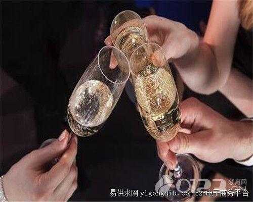 孕妇偶尔喝啤酒可以吗?孕妇喝啤酒对胎儿有什么影响,怀孕喝啤酒对胎儿有影响吗视频 第2张 孕妇偶尔喝啤酒可以吗?孕妇喝啤酒对胎儿有什么影响,怀孕喝啤酒对胎儿有影响吗视频 第2张