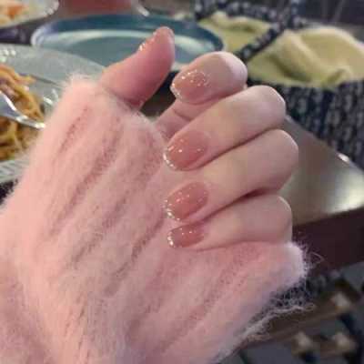 孕期美甲(孕妇可以做指甲油吗) 第2张 孕期美甲(孕妇可以做指甲油吗) 第2张