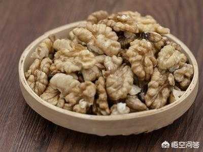 孕期吃什么对胎儿大脑发育好(孕妇在孕期怎样吃核桃好呢) 第1张 孕期吃什么对胎儿大脑发育好(孕妇在孕期怎样吃核桃好呢) 第1张
