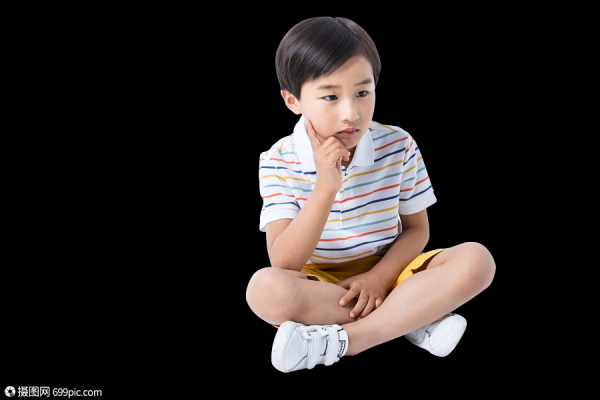宝宝有点盘舌子有影响吗,胎儿盘腿坐着是男孩还是女孩  第2张