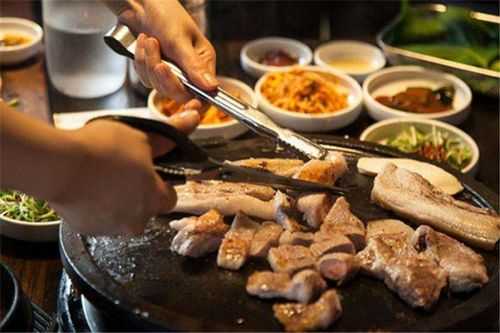 孕妇能吃自助烤肉吗,孕期能吃烤肉吗? 第3张 孕妇能吃自助烤肉吗,孕期能吃烤肉吗? 第3张