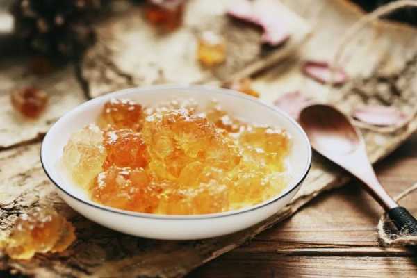 孕期可以吃桃胶吗(桃胶来月经可以吃吗) 第2张 孕期可以吃桃胶吗(桃胶来月经可以吃吗) 第2张