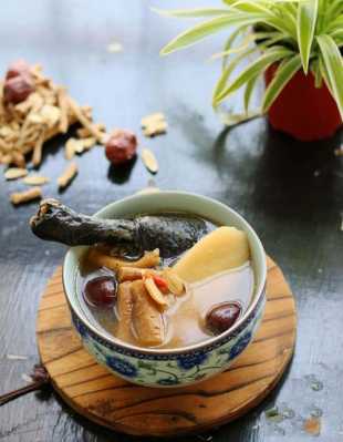孕妇喝乌鸡汤,乌鸡是保胎还是滑胎 第2张 孕妇喝乌鸡汤,乌鸡是保胎还是滑胎 第2张