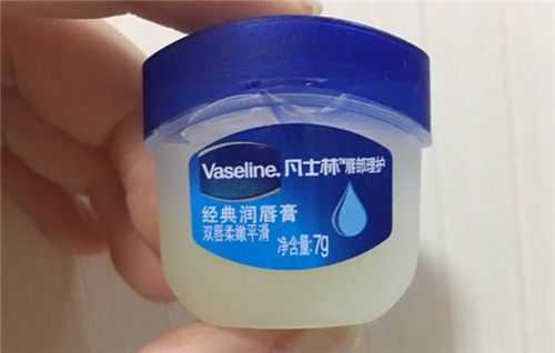 孕期可以用凡士林吗（孕期可以用凡士林吗）  第2张