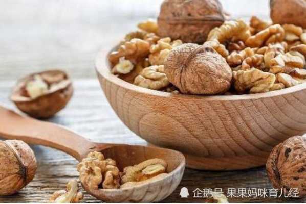 孕妇经常吃核桃对胎儿有什么好处呢,孕妇吃核桃的好处 第2张 孕妇经常吃核桃对胎儿有什么好处呢,孕妇吃核桃的好处 第2张