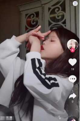 孕期可以偶尔化妆吗(我怀孕三个月了偶尔有化妆,对胎儿有影响吗) 第3张 孕期可以偶尔化妆吗(我怀孕三个月了偶尔有化妆,对胎儿有影响吗) 第3张