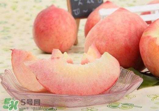 孕妇吃桃子对胎儿好吗（孕妇可以吃桃子吗能不能吃）  第2张