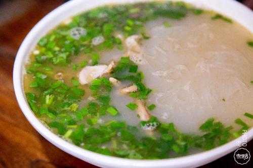 孕期吃鸡血(哺乳期可以吃鸡血粉丝汤吗) 第1张 孕期吃鸡血(哺乳期可以吃鸡血粉丝汤吗) 第1张