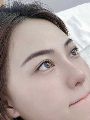 孕期化眉毛(拍婚纱照之前纹眉会影响妆容吗) 第3张 孕期化眉毛(拍婚纱照之前纹眉会影响妆容吗) 第3张