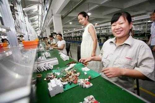 享受孕期(孕妇在工厂上班有什么待遇) 第2张 享受孕期(孕妇在工厂上班有什么待遇) 第2张