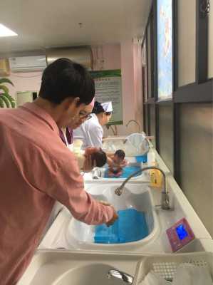 刚出院的婴儿洗澡的正确步骤,草鞋足胎儿的图片 第1张 刚出院的婴儿洗澡的正确步骤,草鞋足胎儿的图片 第1张