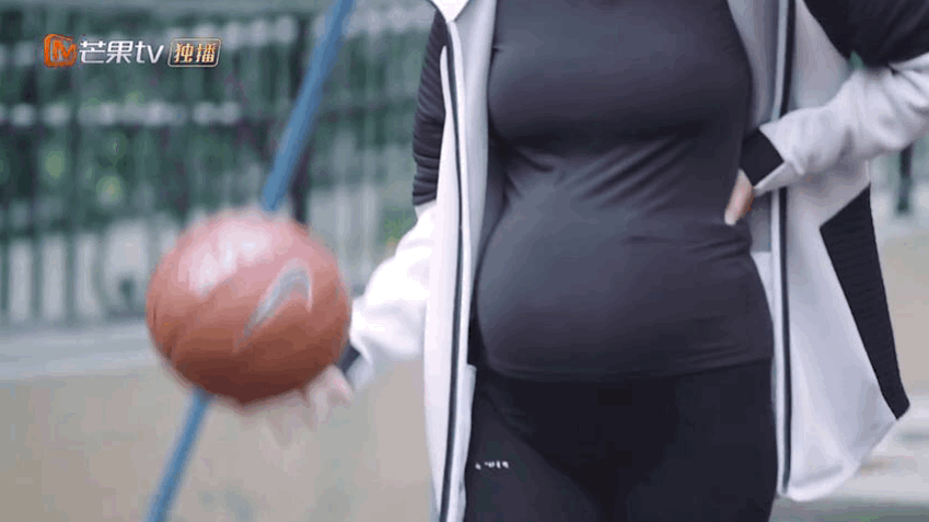 孕妇可以拍球吗,篮球肚孕妇图片  第2张