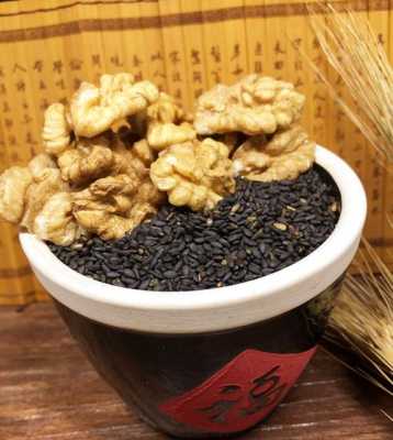 吃什么胎儿的头发黑（宝宝六个月可以吃黑芝麻核桃酱吗）  第2张