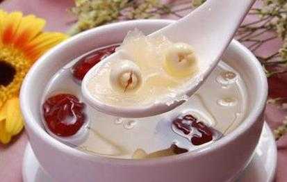 孕妇喝什么汤好,最好是素一点的,孕期如何变白皮肤 第1张 孕妇喝什么汤好,最好是素一点的,孕期如何变白皮肤 第1张
