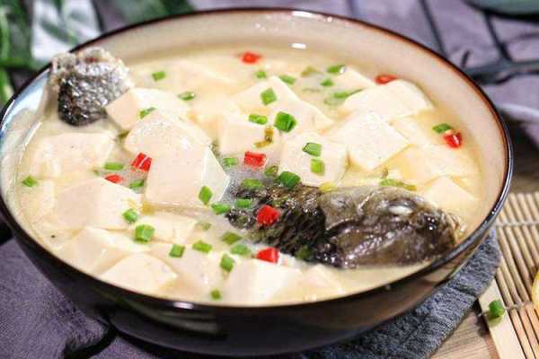 孕妇喝的鲫鱼汤怎么做才有营养,孕期鱼汤怎么做有营养做法 第2张 孕妇喝的鲫鱼汤怎么做才有营养,孕期鱼汤怎么做有营养做法 第2张