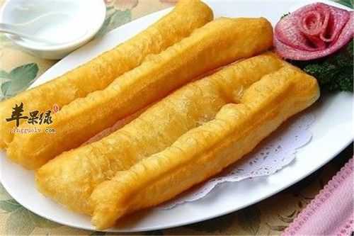 怀孕期间可以吃油条吗（孕妇真的能吃油条吗）  第2张