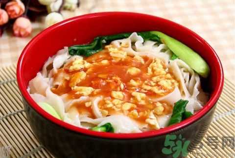 孕期吃面食(孕妇吃面食多是不是容易长胖呢) 第1张 孕期吃面食(孕妇吃面食多是不是容易长胖呢) 第1张
