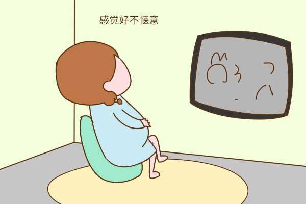 胎儿很少动正常吗（怀孕39周了宝宝不爱动是怎么回事？是缺氧）  第3张