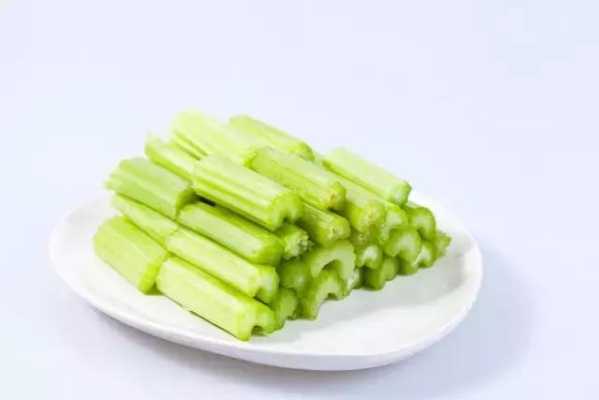 孕期吃芹菜(孕期吃芹菜对胎儿有什么好处) 第2张 孕期吃芹菜(孕期吃芹菜对胎儿有什么好处) 第2张