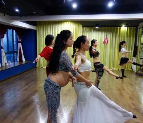 孕期可以跳舞吗(产后适合跳舞吗) 第2张 孕期可以跳舞吗(产后适合跳舞吗) 第2张