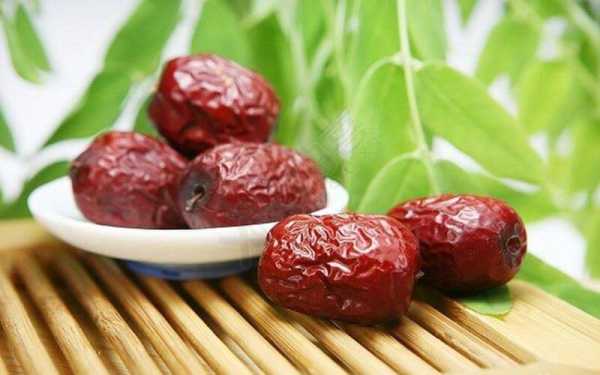 孕妇可以吃红枣吗,孕期吃枣好吗有营养吗 第1张 孕妇可以吃红枣吗,孕期吃枣好吗有营养吗 第1张