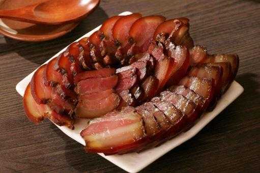 孕妇能吃腊肉腊肠吗,孕期可以吃腊肉吗? 第3张 孕妇能吃腊肉腊肠吗,孕期可以吃腊肉吗? 第3张